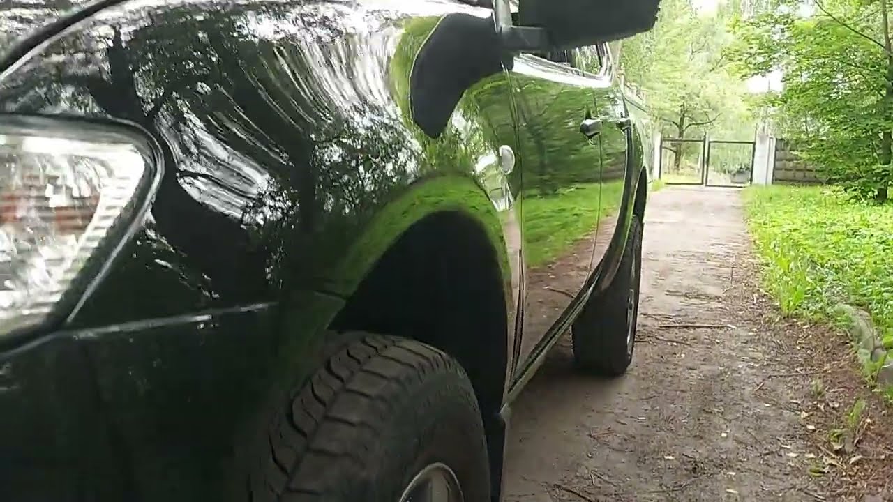 2015 MITSUBISHI L200