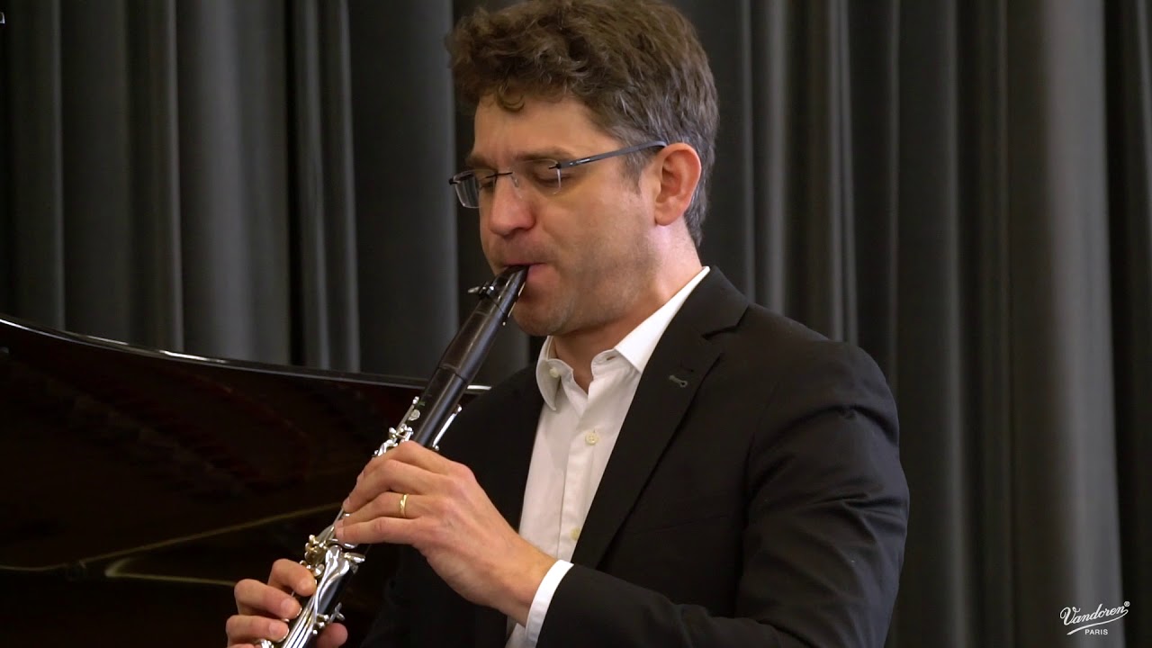 Alexandre Chabod plays Cavatina Figaro (G. Rossini)