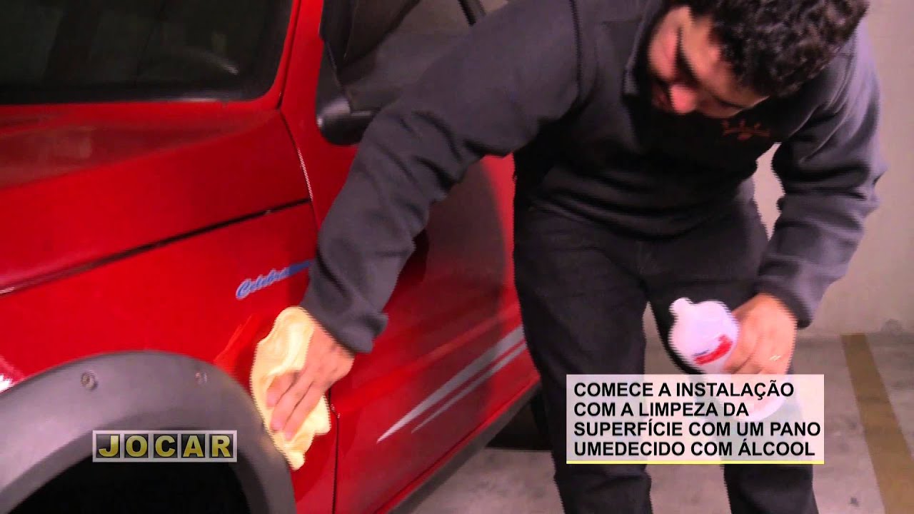 Como instalar frisos laterais colantes