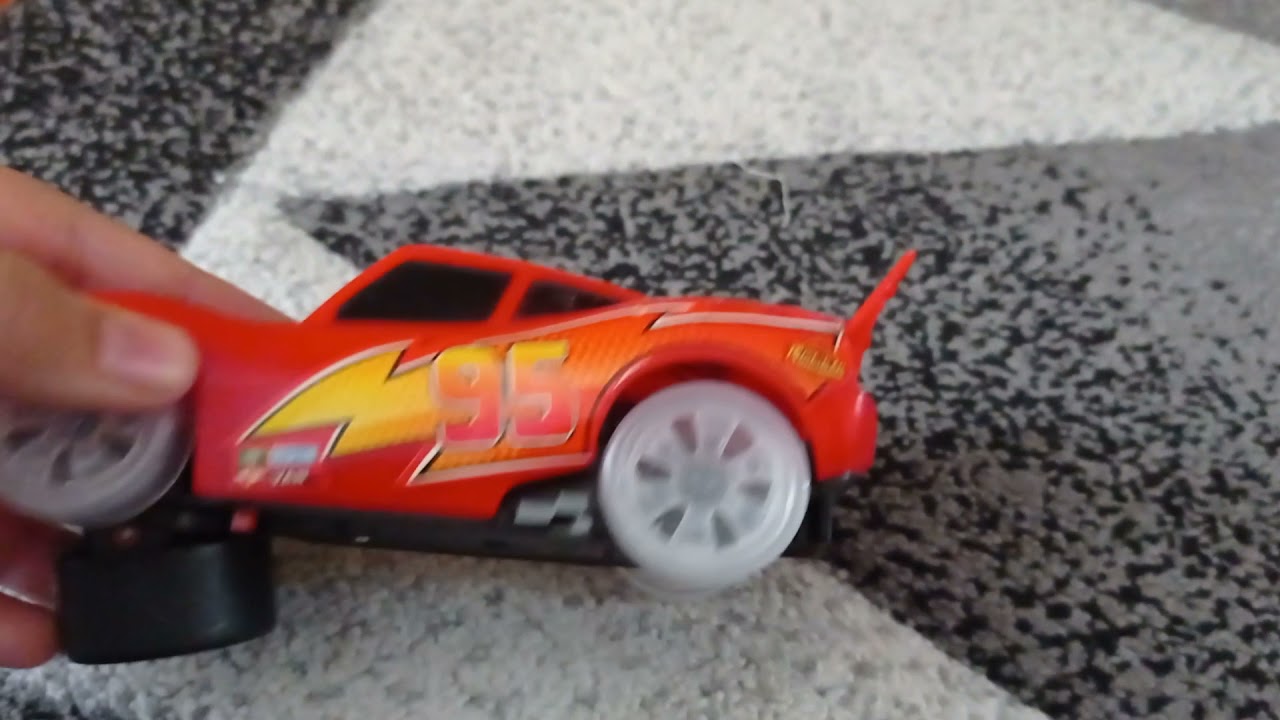 Cars 2 bump and go car
