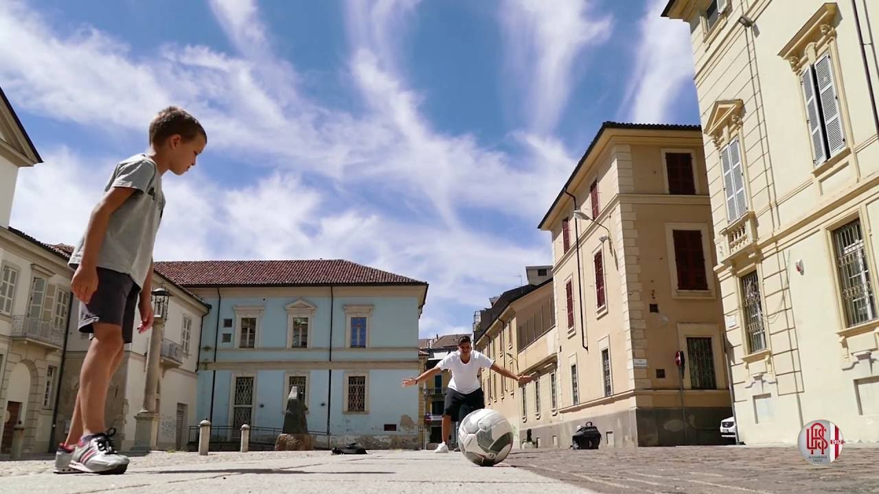 Spot Campagna Abbonamenti 2016/17 dell'Alessandria Calcio.