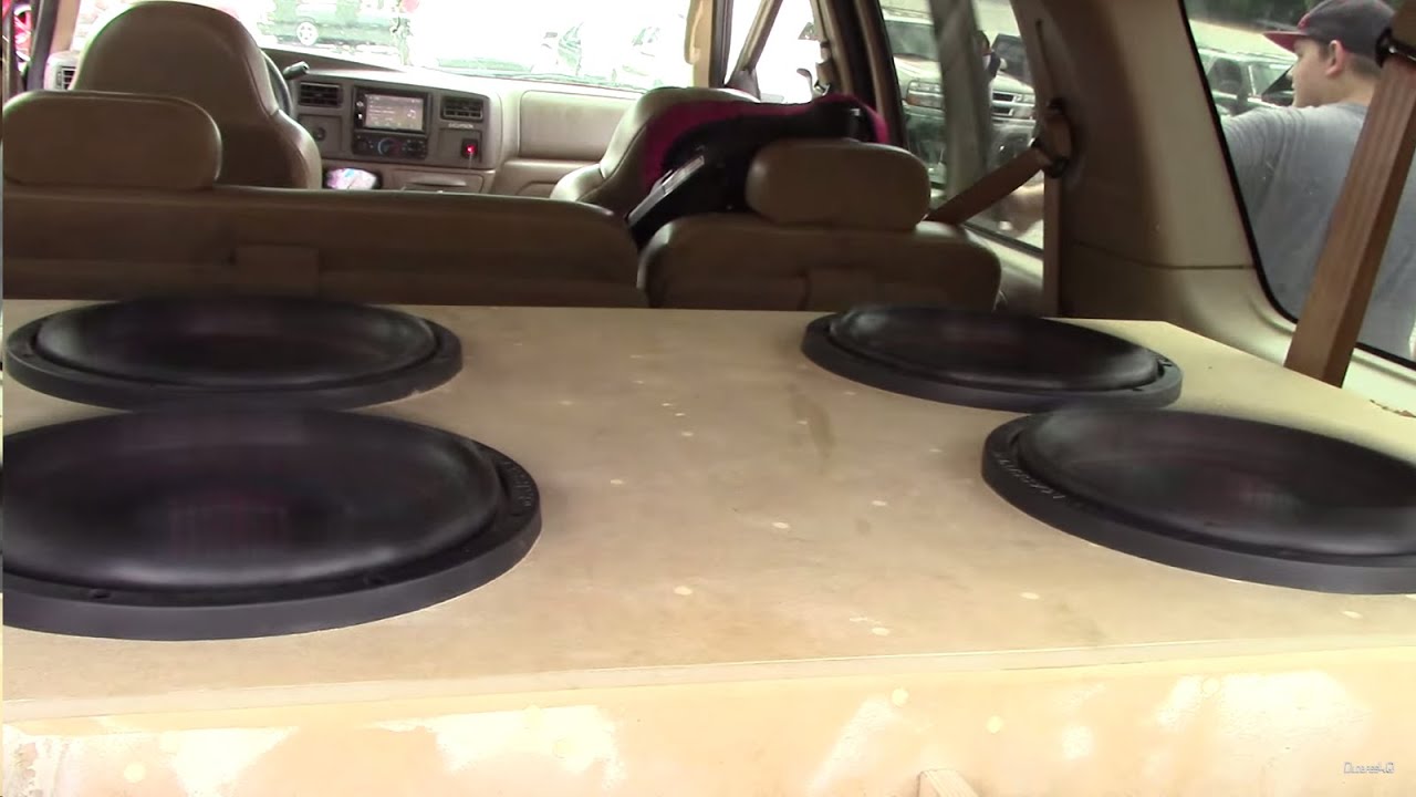4 MASSIVE AUDIO HIPPO 12S ON POWERBASS 4K