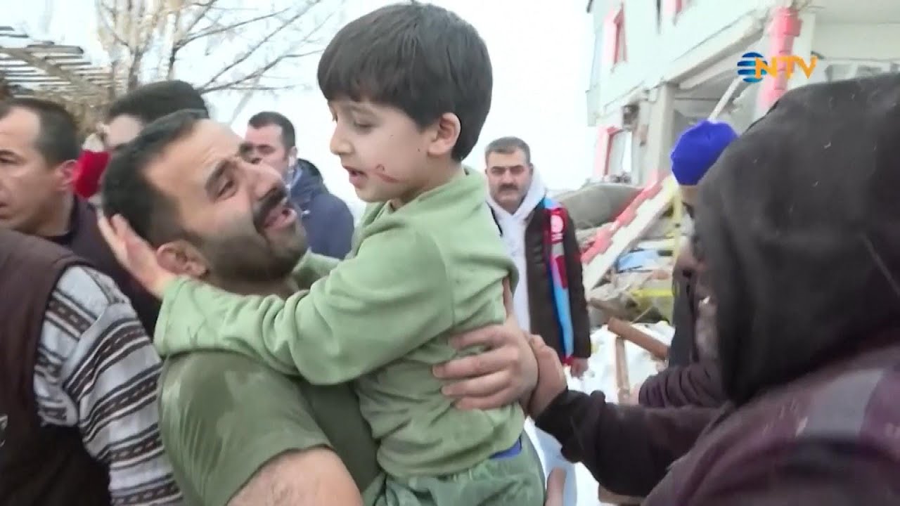 Children Rescued from Crumbling Building