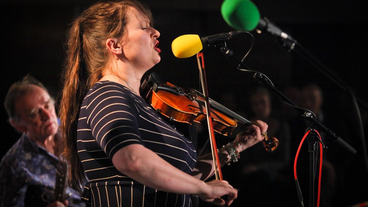 Eliza Carthy performs Worcester City