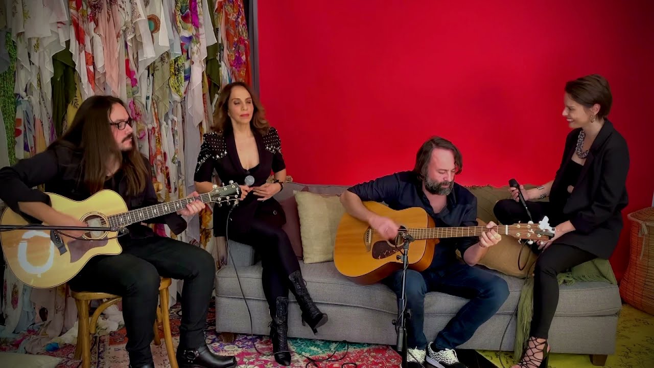 Sertab Erener - Yolun Başı & Hani Kimi Zaman (Canlı)