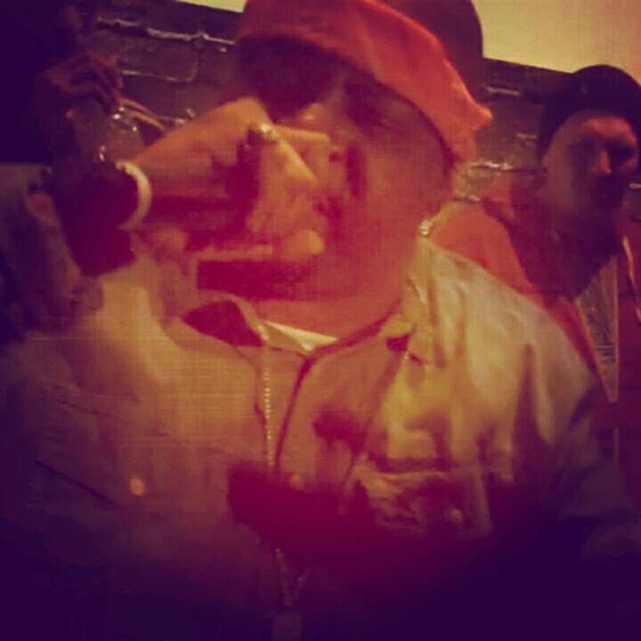 STAY IN THE CLUB FREESTYLE - C-NO RICH @ SIGNATURE LOUNGE(INDUSTREETZ)
