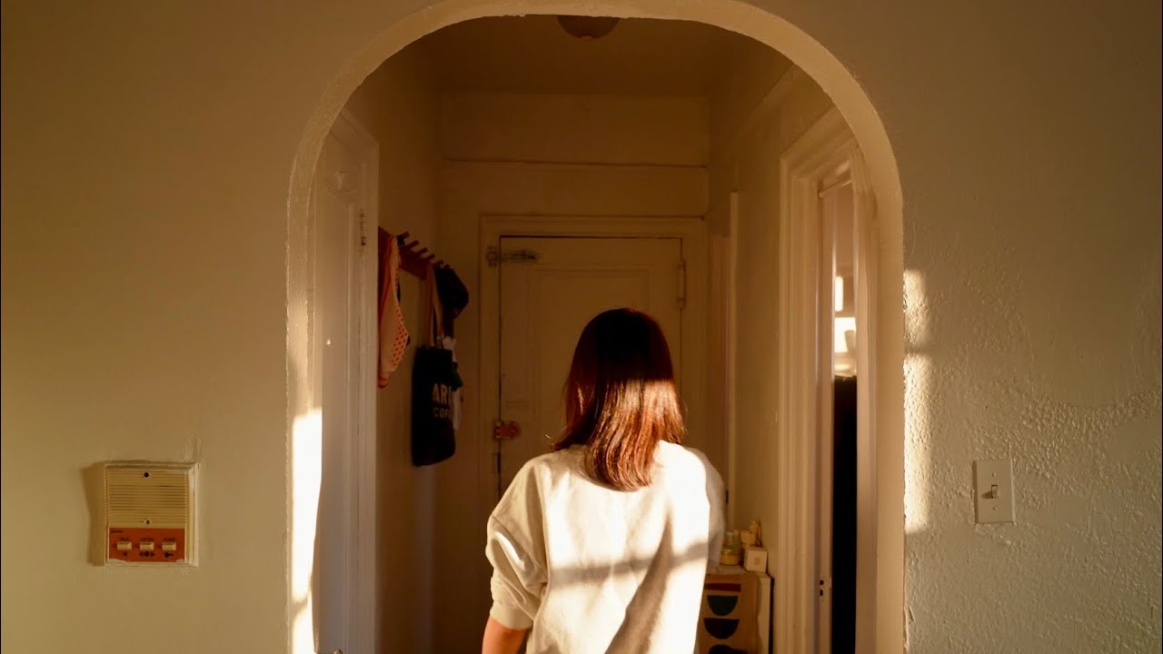 Existing Quietly in Brooklyn Small Studio Apartment | Spring Dongchimi
