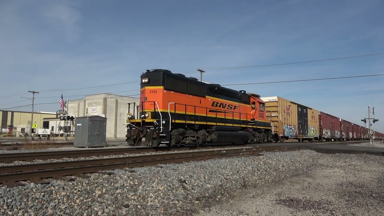 NS, CN, BNSF, and Amtrak Railfanning in Southern Illinois - November 24th, 2023