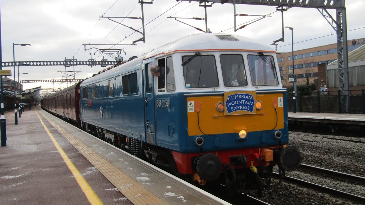 86259 'Les Ross'/'Peter Pan' screams out of Rugby with the 'Cumbrian Mountain Express' 11/02/2023