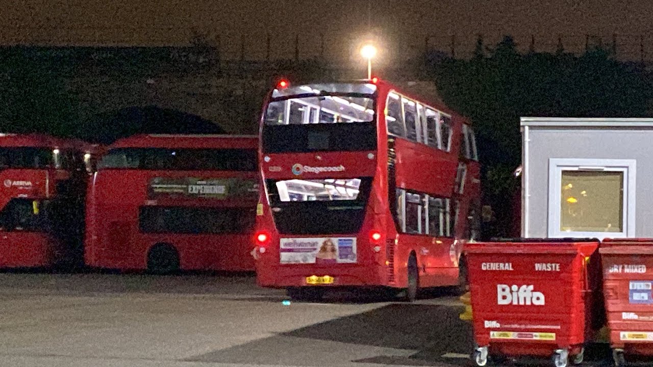 High Speed | Stagecoach London Route 388 | Alexander Dennis Enviro400H City (12523, SN66WRG)