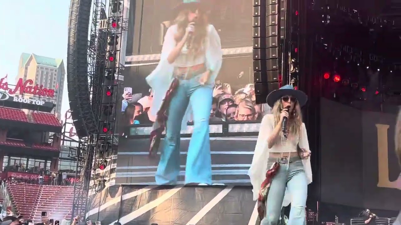 Lainey Wilson - Hold My Halo (Live @ Busch Stadium in St Louis 6/17/23)