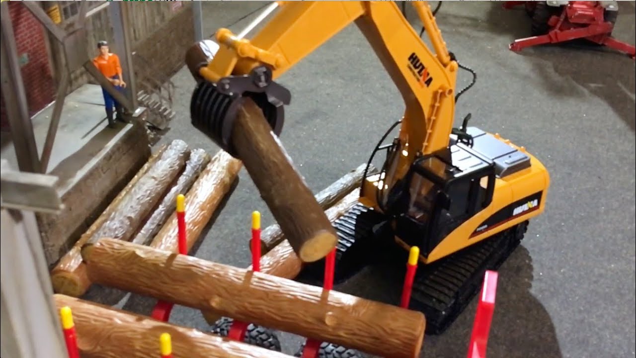 HuiNa 570 RC Grabber toy EXCAVATOR TEST RC Excavator Metal Charging