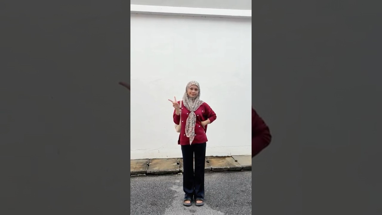 ￼ELGINI Straight Cut Pants