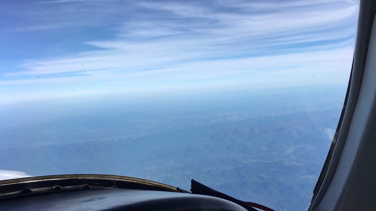 Aerostar N601PE at FL200