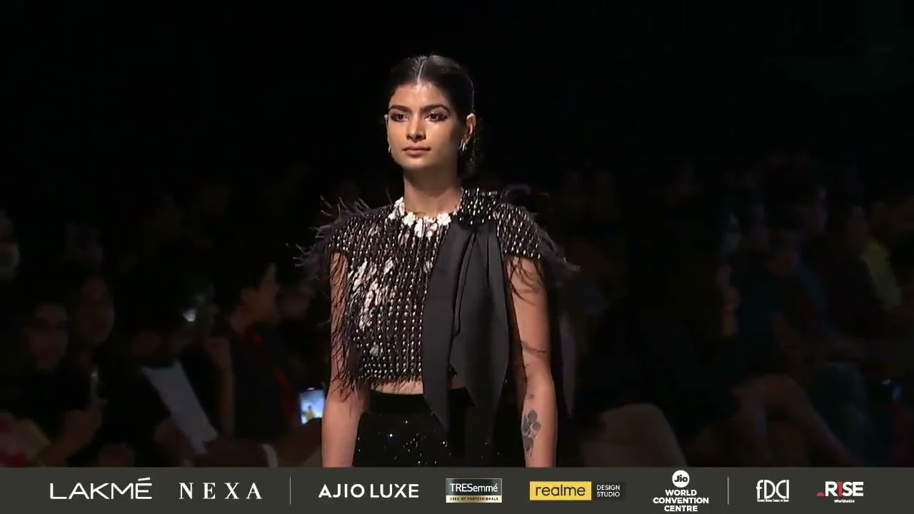 FDCI Showcase Shahab Durazi A Retrospective at Lakm&eacute; Fashion Week in partnership with FDCI.