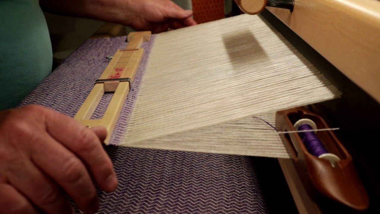 Floating selvedge