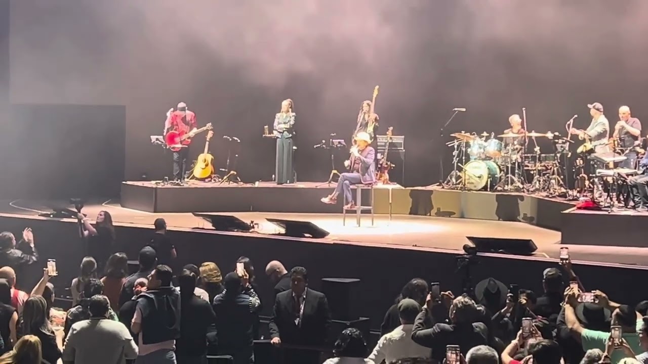 Joaqu&iacute;n Sabina &iexcl;Hola y Adi&oacute;s!  &Uacute;ltimo concierto en el Auditorio Nacional CDMX 12 de febrero 2025
