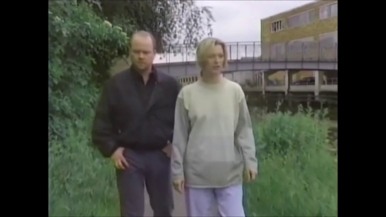 EastEnders - Phil and Kathy make up (18th July 1994)