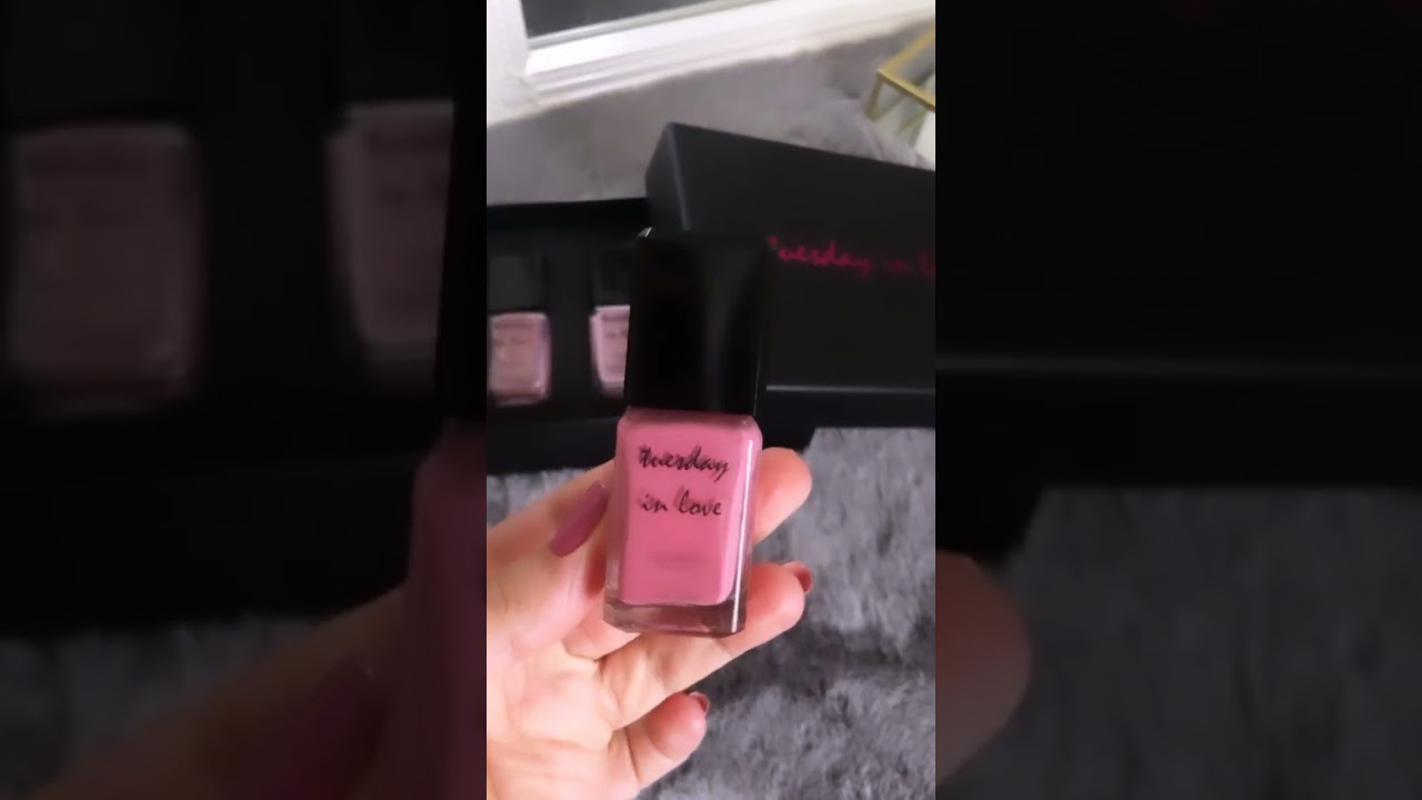 Halal nail polish gift set 😍 #halalnailpolish #halalcosmetics #shorts #tuesdayinlove #nailpolish