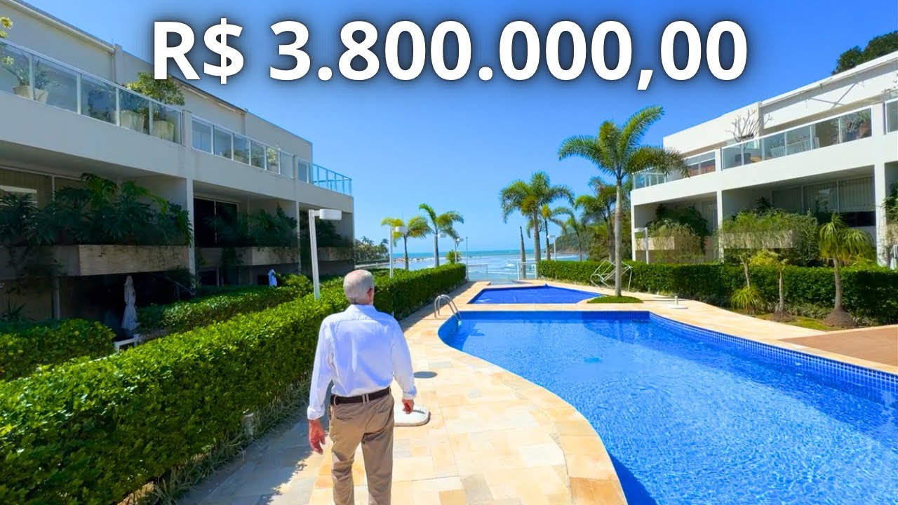 Casa pé na areia a venda em Guarujá  - Areias do Mar Casado Guarujá-SP.