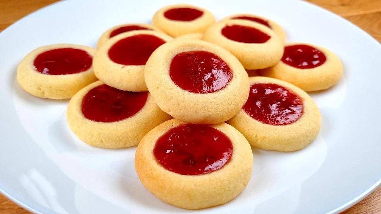 How to Make the Best Thumbprint Cookies - Easy Jam Cookies