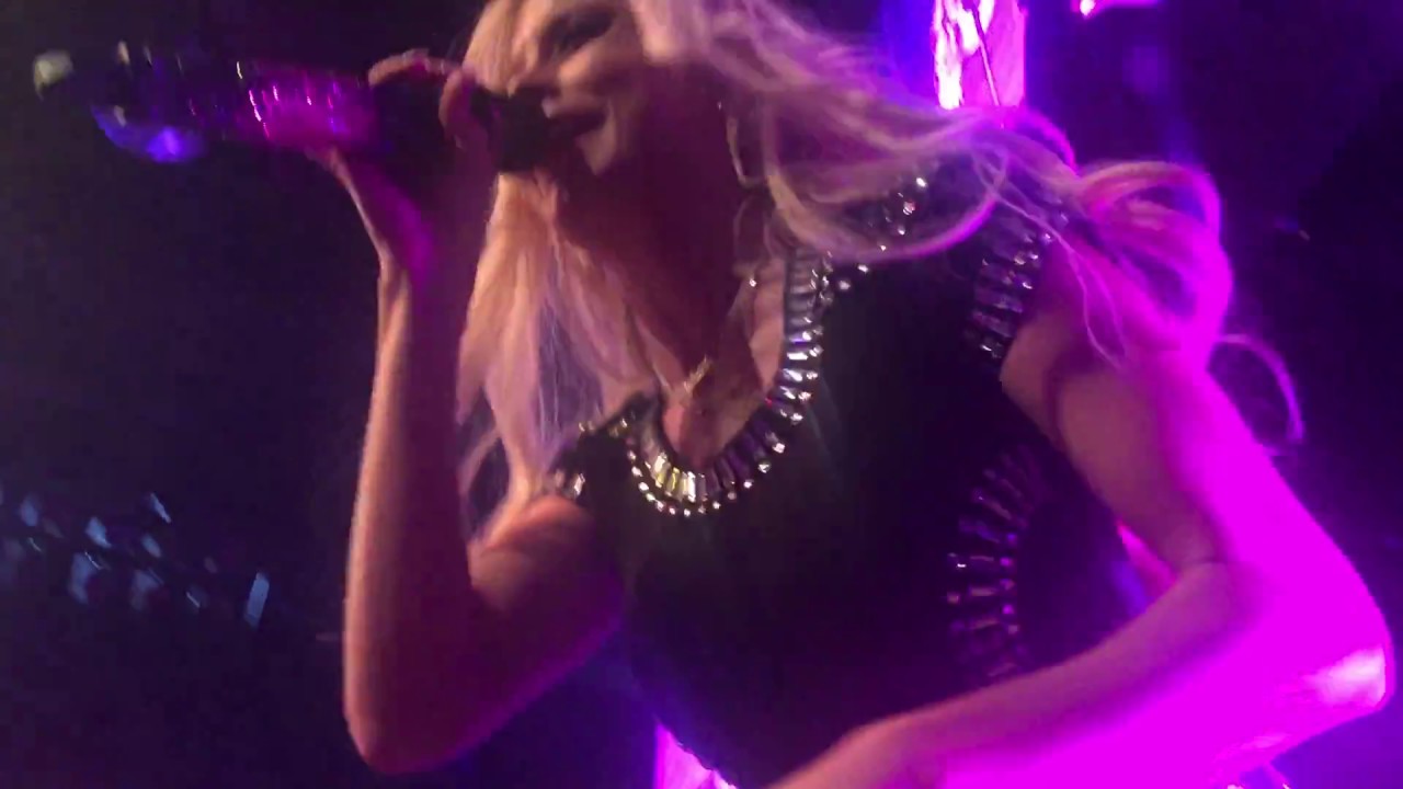 Mia Julia-Das erste Live Konzert-17.12.2016-Eigentlich