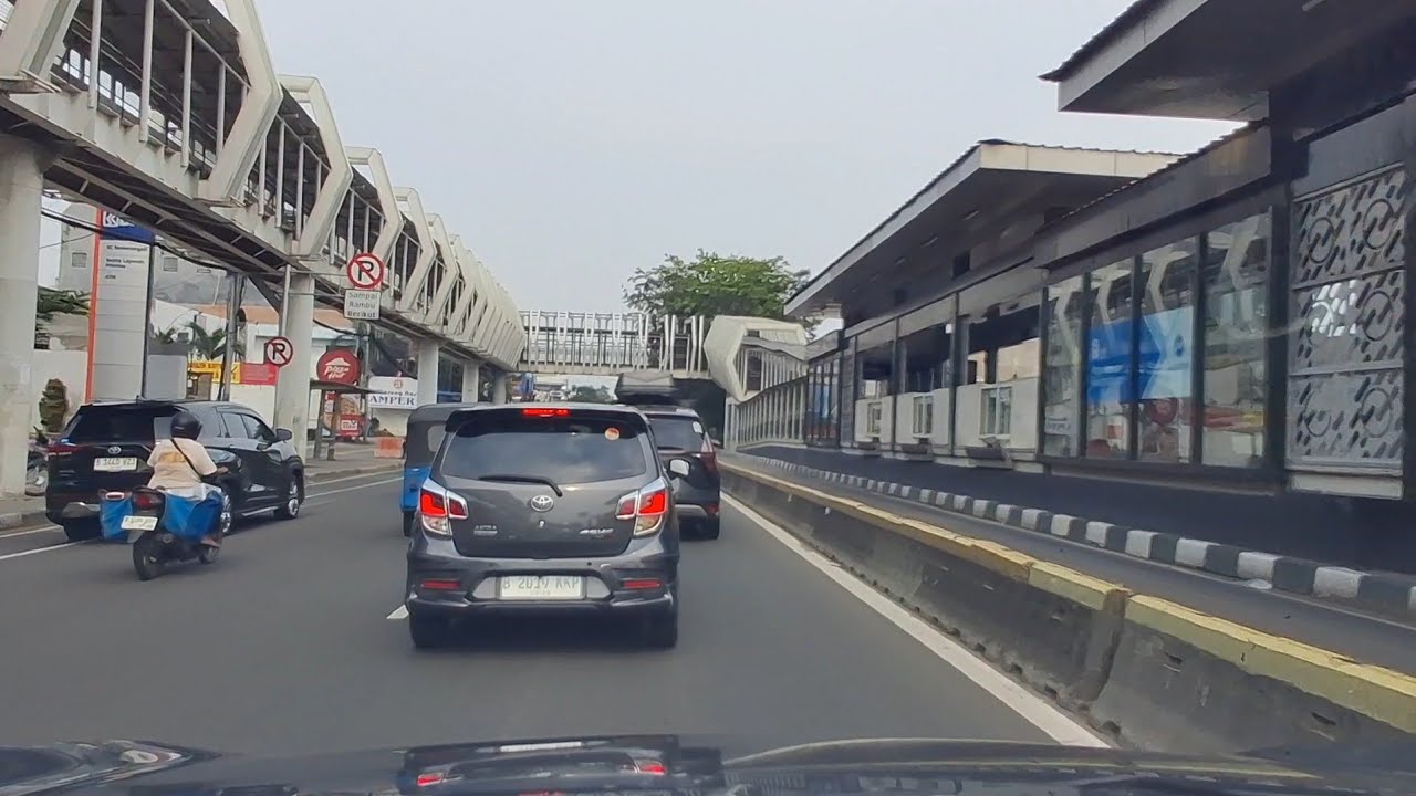 Driving~Melintas Jalan Pemuda Jakarta | Proyek LRT Belum Selesai