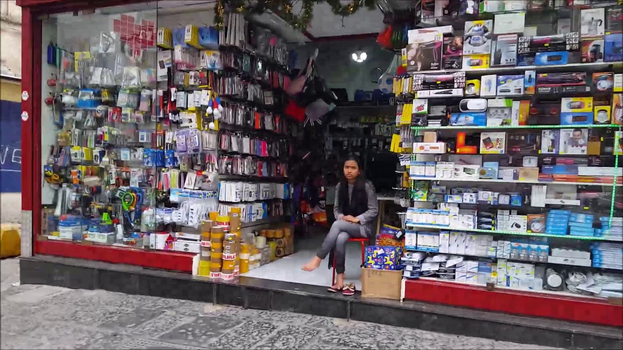 5 minuti tra Porta Capuana e via Maddalena a Napoli