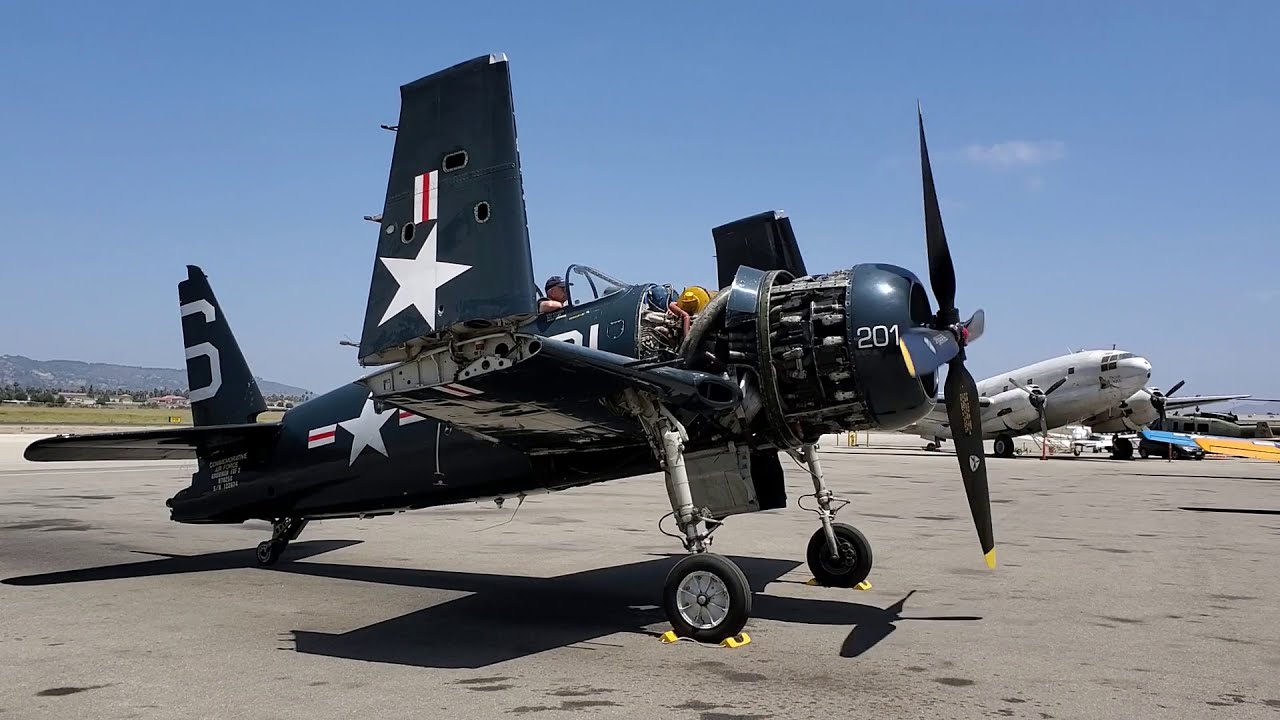 F8F-2 Bearcat engine run (various angles) and shutdown | CAF SoCal