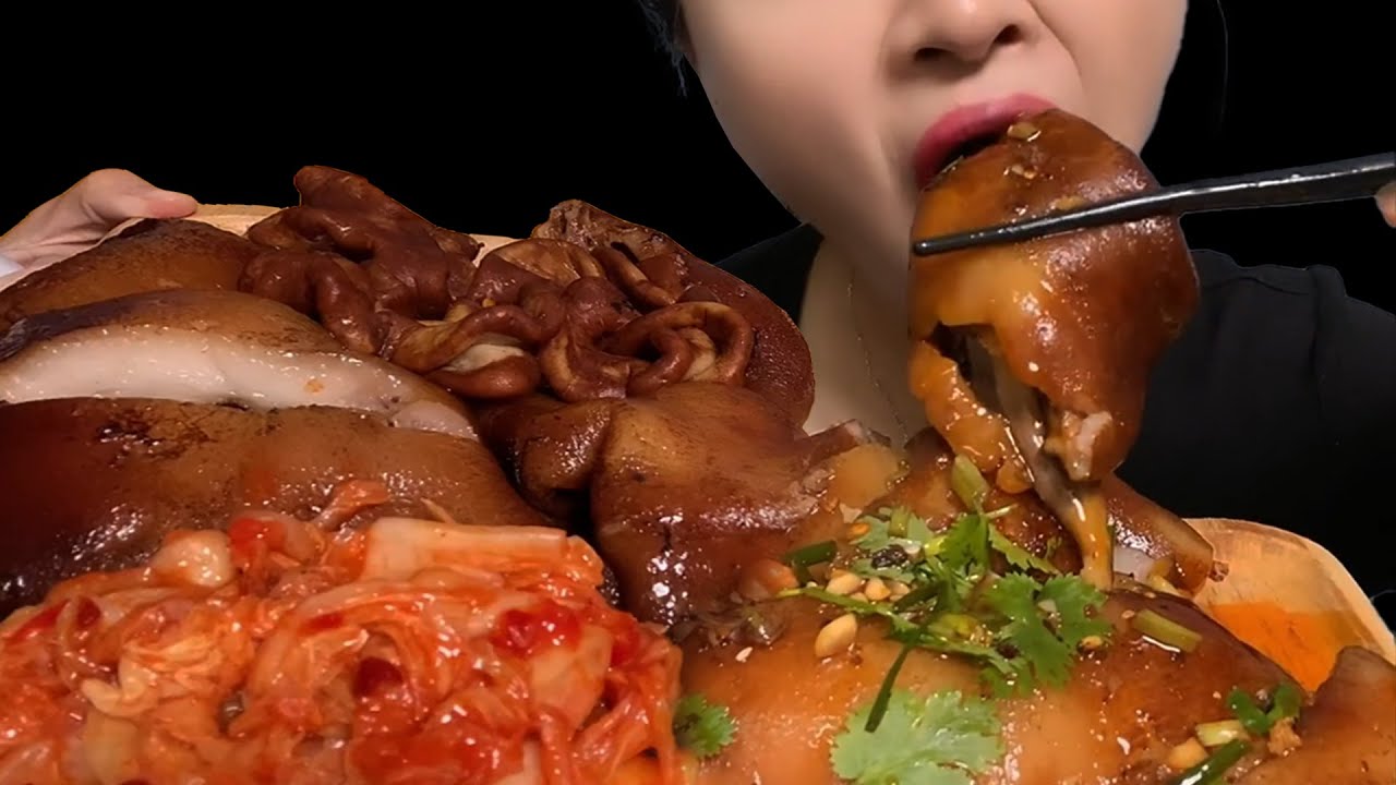 Eating braised pork meat, Braised pork head, Spicy kimchi asmr