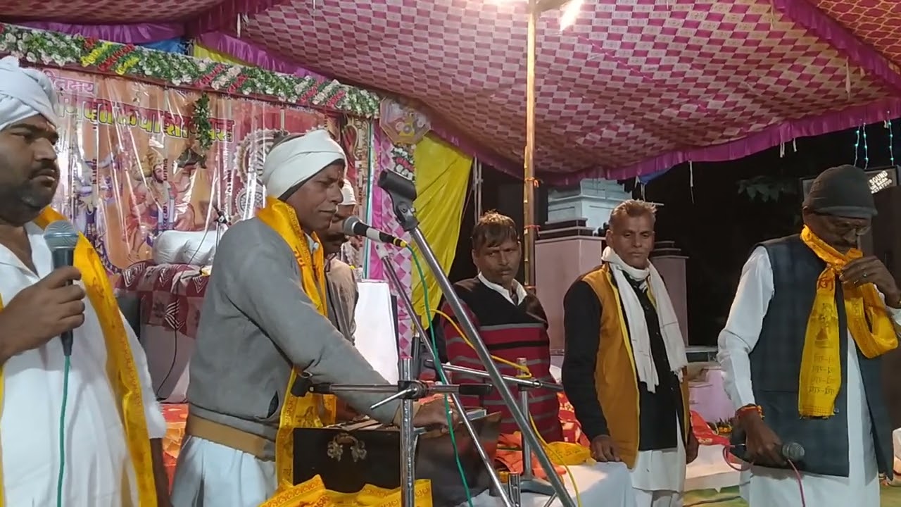 शास्त्रीय संगीत दंगल पार्टी बडैर खतरनाक बड़े बूडौ के दौहे 