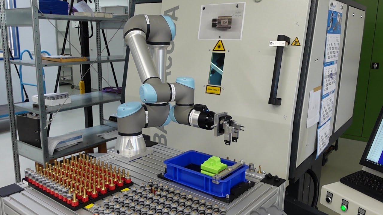 Ortsflexibler Cobot belädt Laserbearbeitungsmaschine