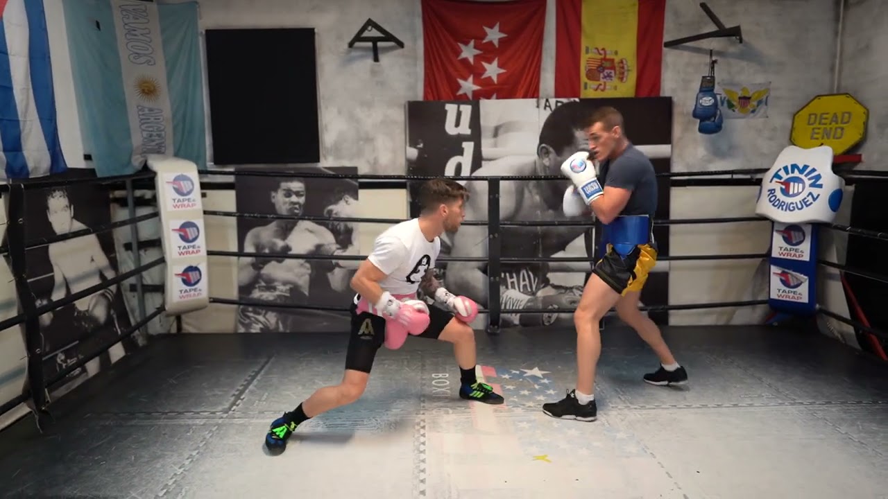 SPARRING CONTRA un CAMPEÓN de EUROPA en DETROIT BOXING! (CHRISTIAN 'TORETE' VIDAL BOXEO)