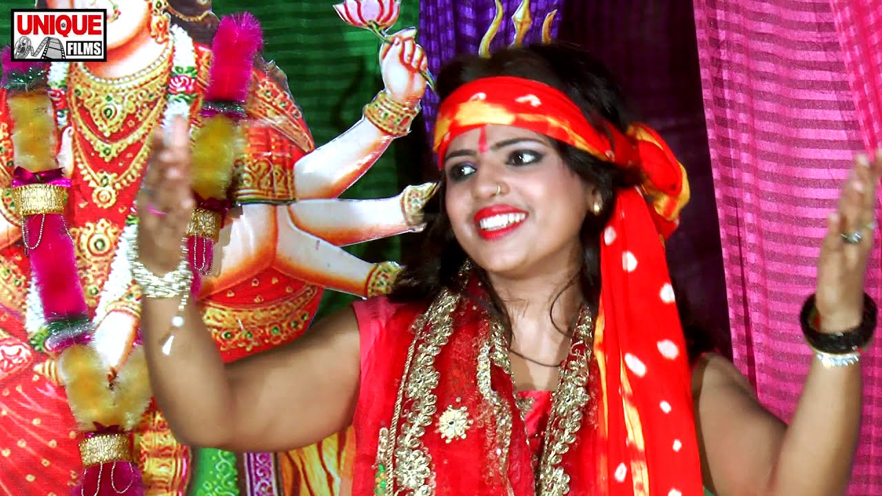 लईह बंगलिया से चुनरिया ए बालम//AA JAITU HAMARI DUWARIYA A MAYI//  PRIYANKA PANDEY DEVI GEET