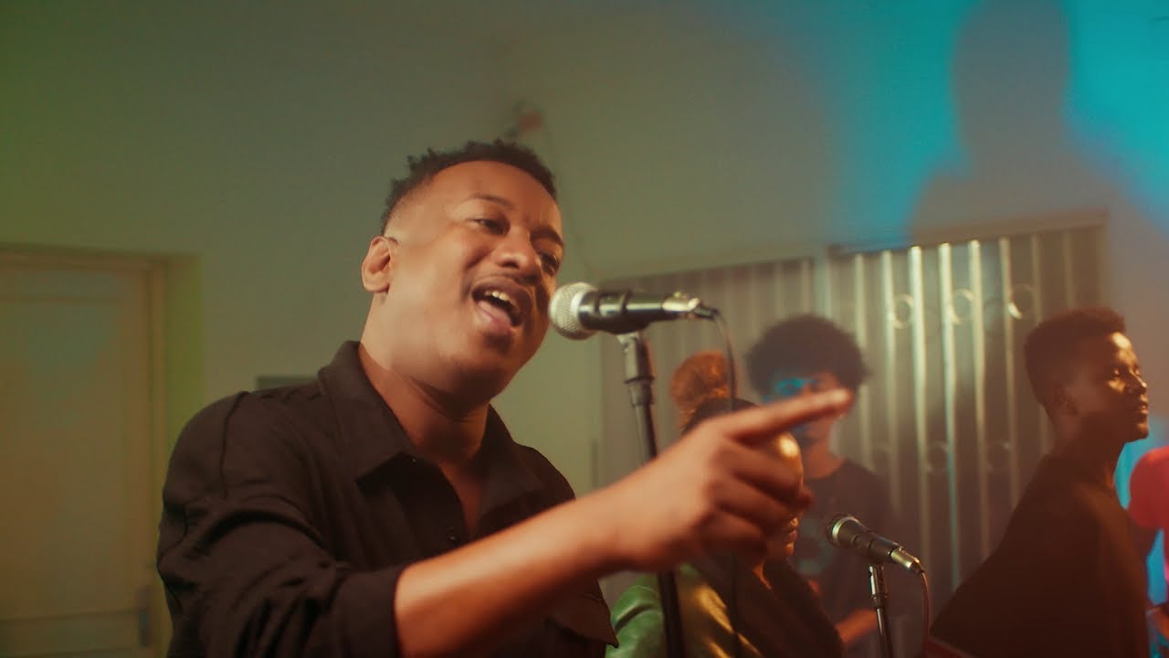 Mameno - Aza araraotigny vady (Official Music Video)