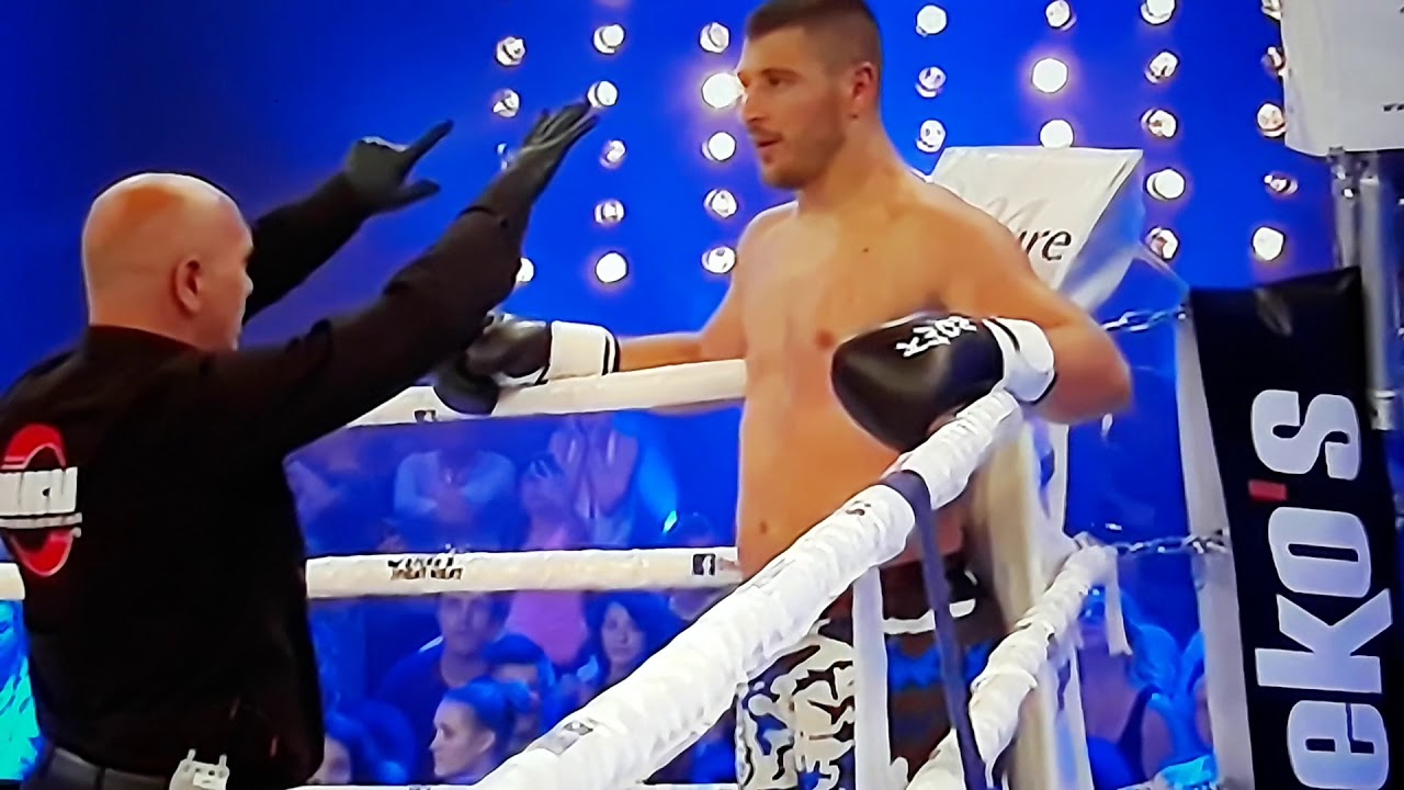 Michael smolik VS Enver sljivar first round