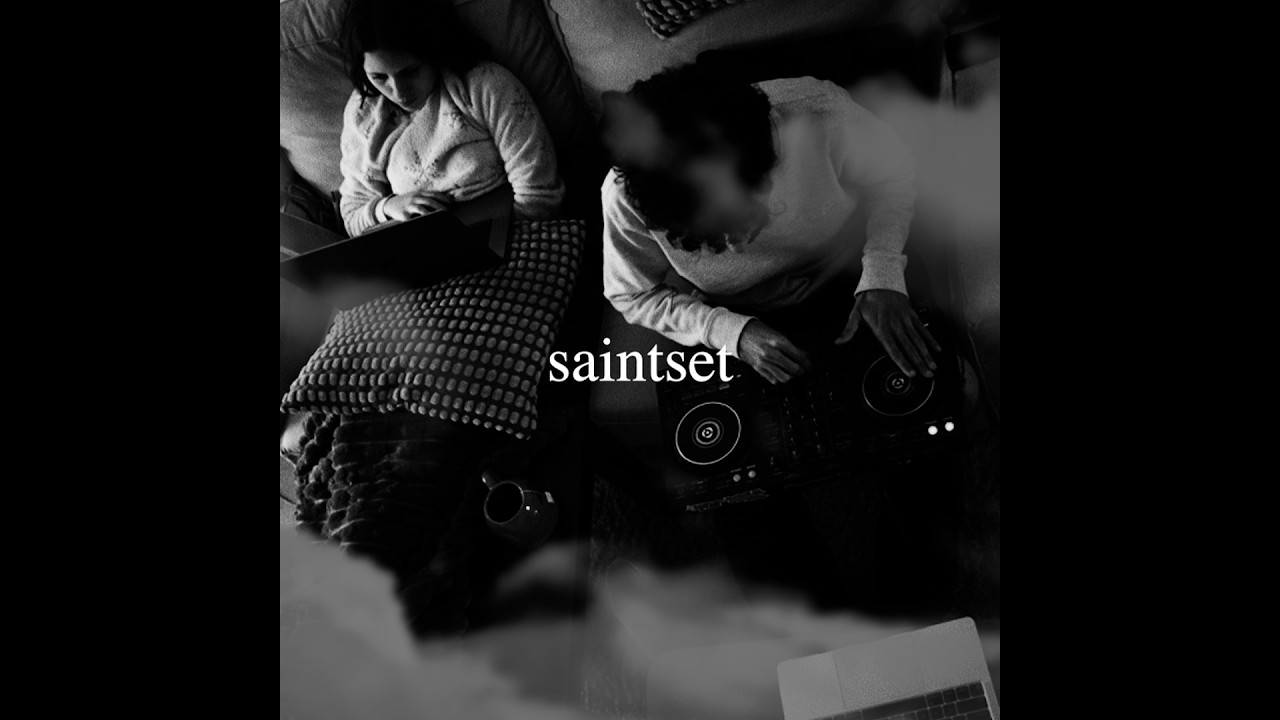 SAINTSET #17 NasNuvens