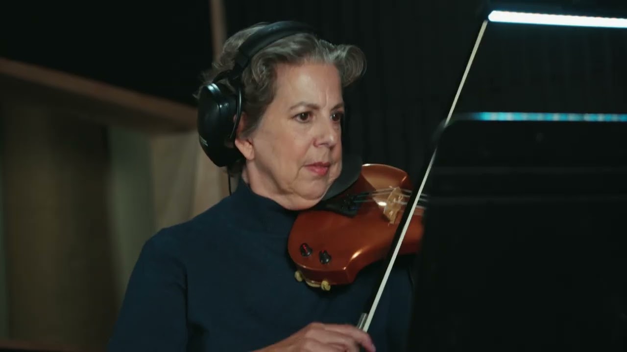 Closing Music Diane Allen Violin Performances #keynotespeakers #musician #violinist