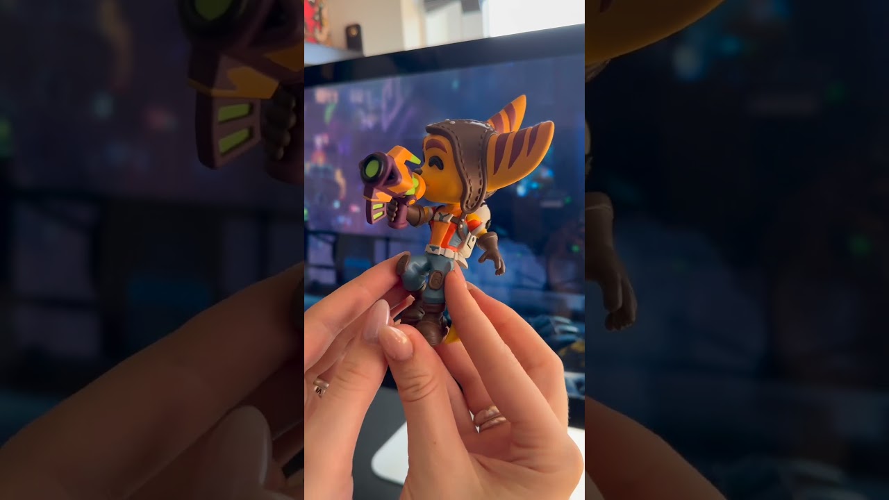 unboxing ratchet & clank 🚀 #youtooz#ratchetandclank#sony#playstation#ratchetandclankriftapart