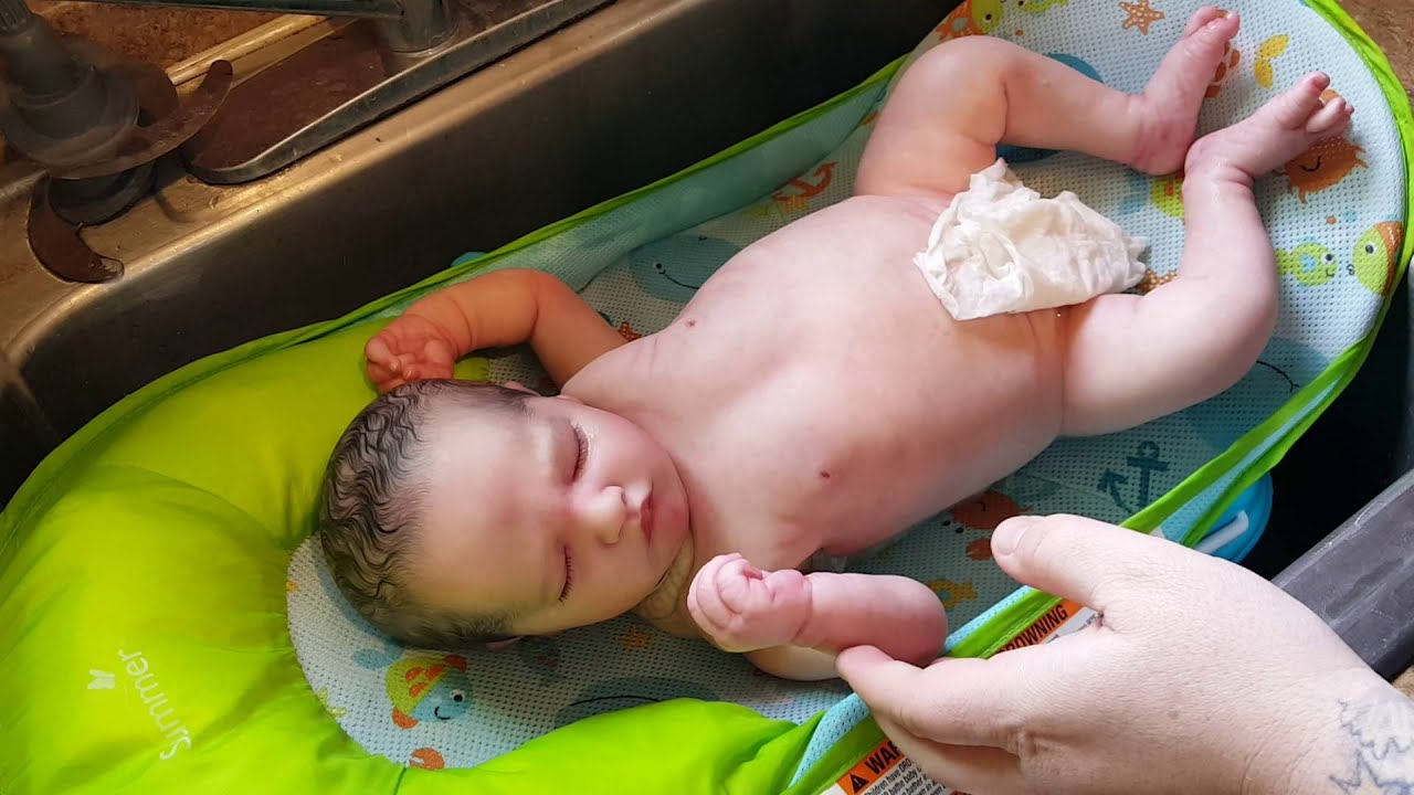 Toy Dolls First Bath | Reborn Baby Doll