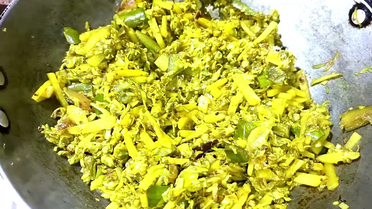 আলু বেগুন দিয়ে সজনে ফুলের পোস্ত, একবার বানালে একথালা ভাত নিমেষেই শেষ হয়ে যাবে।#bengalirecipe #.