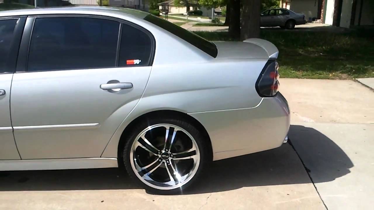 2006 Malibu SS on 20s