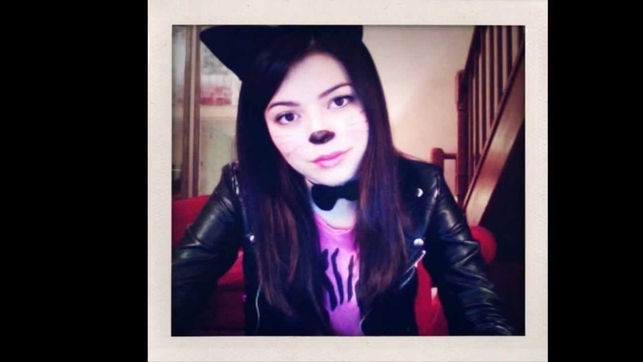 Miranda Cosgrove Instagram Pictures