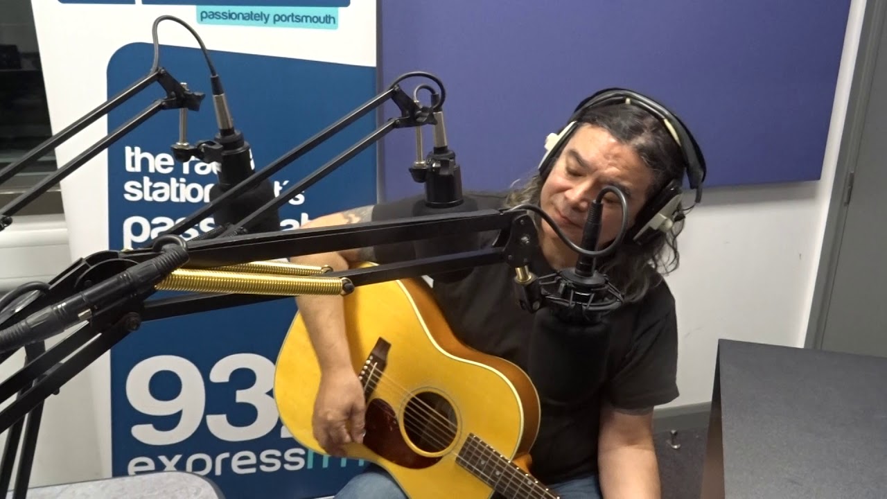 Malcolm MacWatt - SINGLE MAN'S DREAM - Express FM - 09/06/19