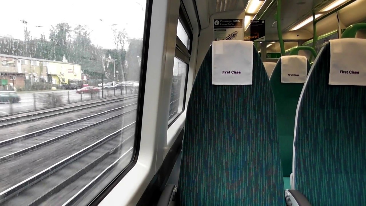 Leaving Hitchin On A Great Northern Class 387 (29/1/17)