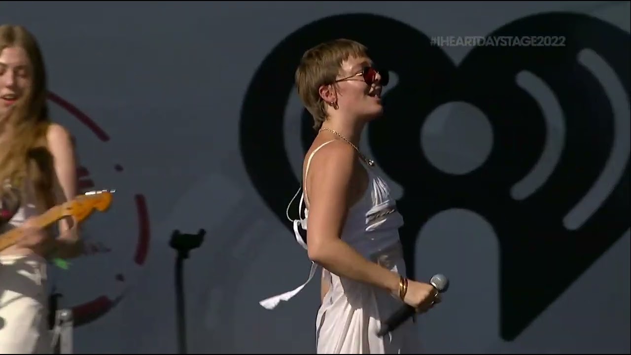 MAGGIE ROGERS  iHeartRadio Music Festival Daytime Stage 2022
