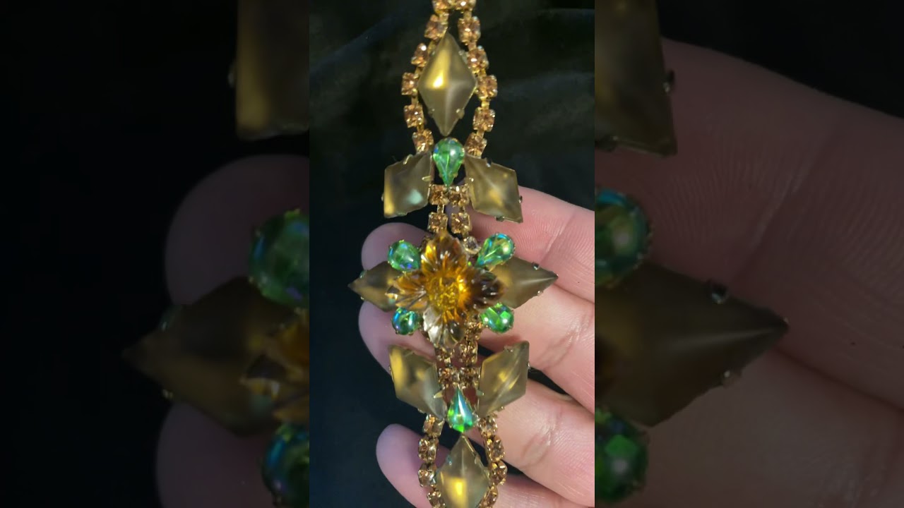 #Shorts #juliana #bracelet #vintagejewelry #auction #subscribe #sugarvission
