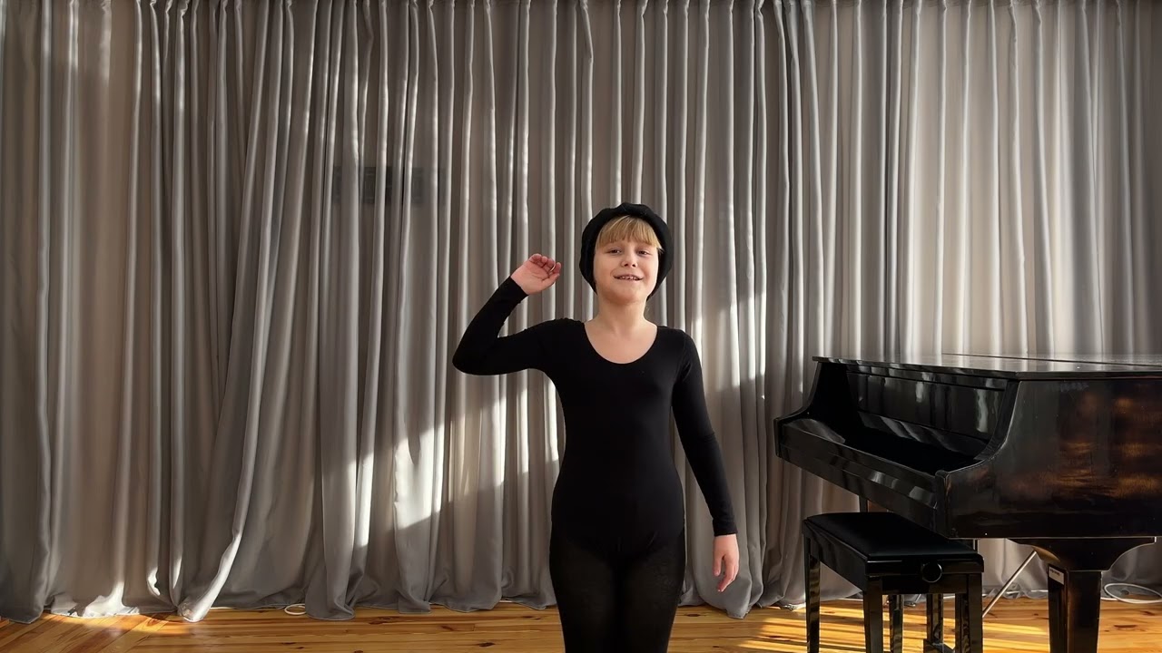 Мукс Ксения.  И. Новикова 