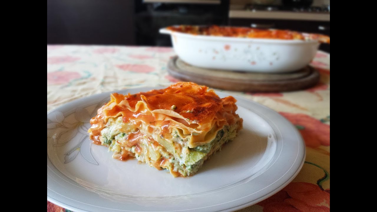 Lasagna broccoletti e ricotta - Le video ricette di Lara