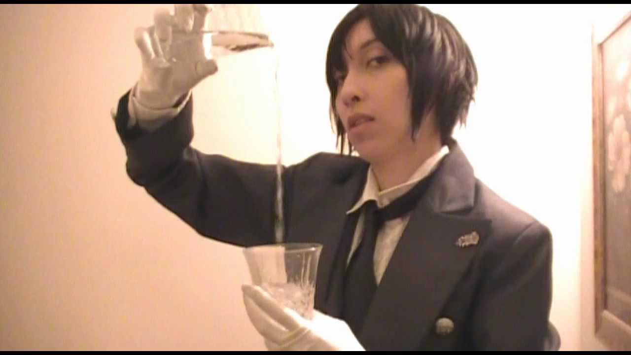 【WTF Cosplay: コスプレ Music Video】